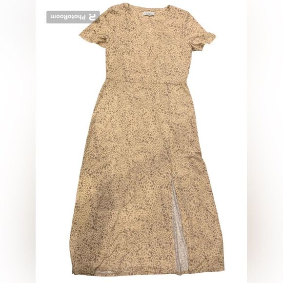 Anthropologie WAYF Maxi dress.  Size: L.  Slit on the front.  Soft - Picture 1 of 5